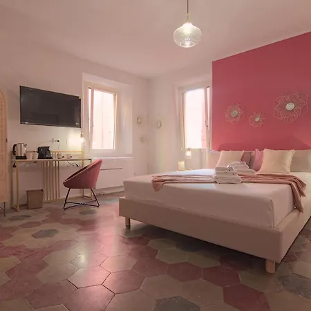 شقة فندقية Larionest Modern In The Center 5 Min From The Station مانديلو ديل لاريو