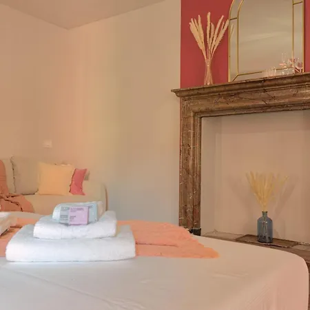 شقة فندقية Larionest Modern In The Center 5 Min From The Station مانديلو ديل لاريو